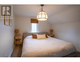 270 MAIN STREET E - 15