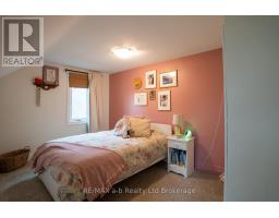 270 MAIN STREET E - 16