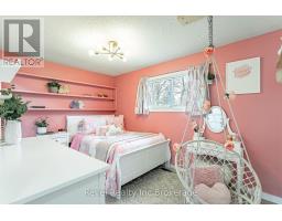 23 DOVER STREET - 19