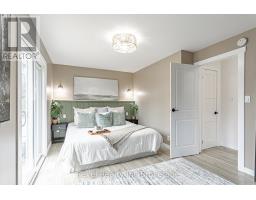 23 DOVER STREET - 26