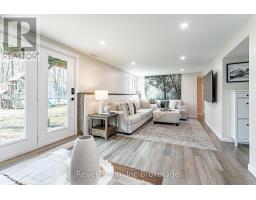 23 DOVER STREET - 29