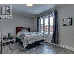 62 BROWN STREET - 12