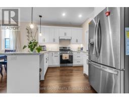 48 CASH CRESCENT - 7