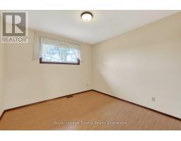 128 LOVEYS STREET E - 16