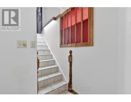 128 LOVEYS STREET E - 18