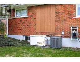 128 LOVEYS STREET E - 34