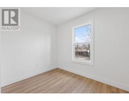 394 WELLINGTON STREET - 24