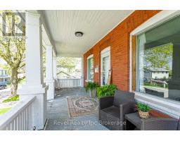 111 ALBERT STREET - 4