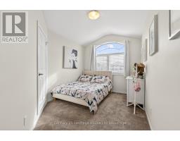 464 CHAMPLAIN AVENUE - 23