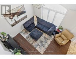 464 CHAMPLAIN AVENUE - 24