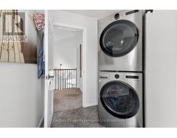 464 CHAMPLAIN AVENUE - 29