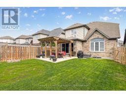 464 CHAMPLAIN AVENUE - 34