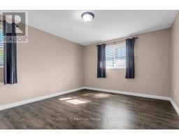 25 BAKER STREET - 13