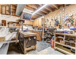 372 ODLUM DRIVE - 18