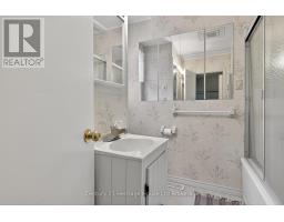 69 BEE STREET - 13