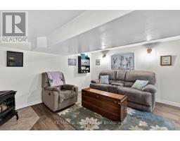 210 RUSSELL STREET - 26