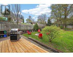 210 RUSSELL STREET - 32