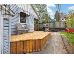210 RUSSELL STREET - 34