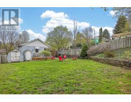 210 RUSSELL STREET - 36