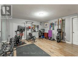 116 NORTH TOWN LINE - 17