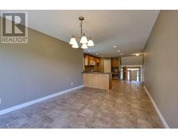 577 HUMMINGBIRD Crescent - 21