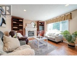 468 LAKEVIEW Drive - 26