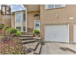 46 HODGINS Crescent - 3