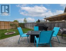 795 FRONTENAC CRESCENT - 4