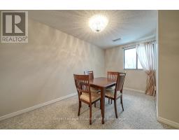 319 - 300 EVERGLADE CRESCENT W - 16