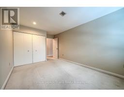 319 - 300 EVERGLADE CRESCENT W - 27