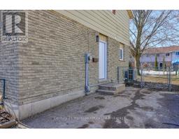 1088 CANFIELD CRESCENT - 2