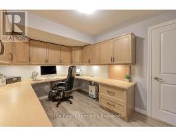 13 - 111 KING STREET E - 25