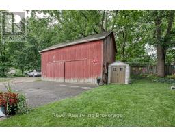 121 KING STREET W - 12