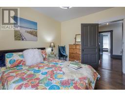 121 KING STREET W - 37
