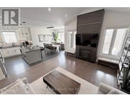 255 WEDGEWOOD DRIVE - 8