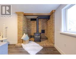 684747 COUNTY ROAD 2,R.R.No.3 ROAD - 32