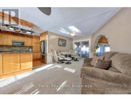 3880 DUNDAS STREET - 10