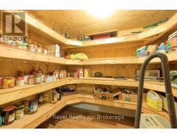 3880 DUNDAS STREET - 31