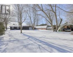3880 DUNDAS STREET - 40