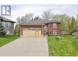 49 KERR CRESCENT - 1