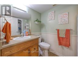49 KERR CRESCENT - 21
