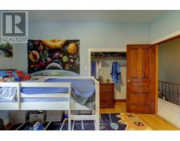 113 LIGHT STREET - 25