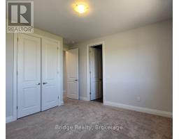 1498 UPPER THAMES DRIVE - 25