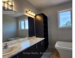 1498 UPPER THAMES DRIVE - 34