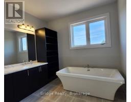 1498 UPPER THAMES DRIVE - 35