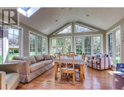 50 WARWICK AVENUE N - 12
