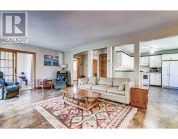 50 WARWICK AVENUE N - 16