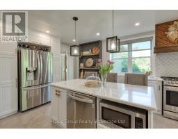 109 HURON STREET - 11