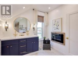 109 HURON STREET - 34