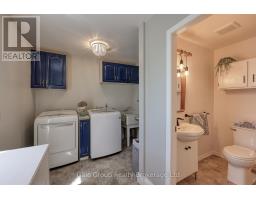 109 HURON STREET - 39
